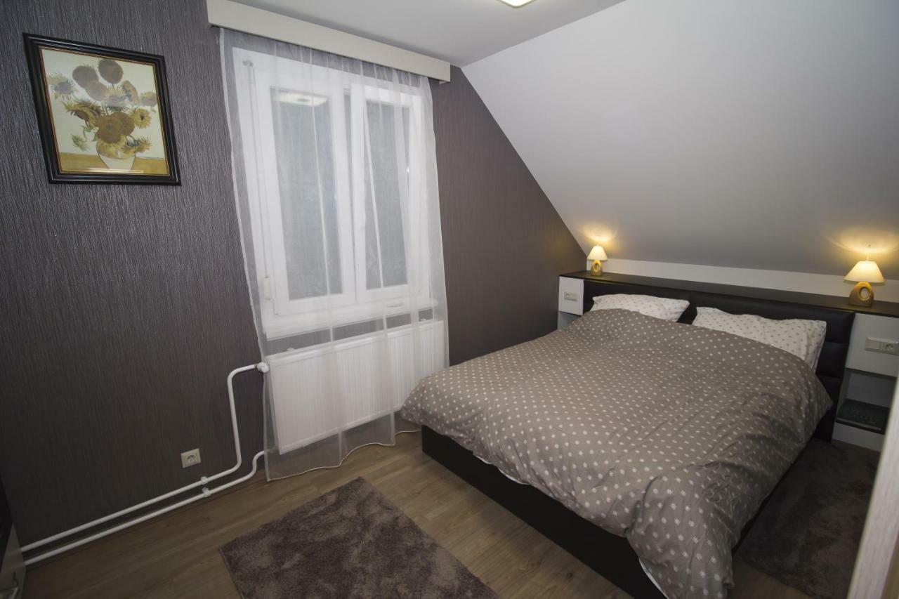 Chez Moi Apartment Дебрецен Екстериор снимка